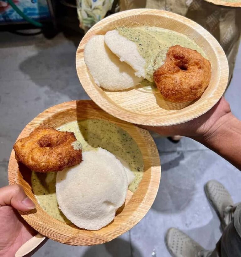 Food walk in Bangalore: Try Indian Delicacies with Henna - What’s Included and How It Works