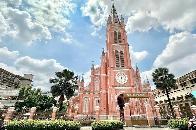 [Free E-sim] Saigon Serenity City Tour and Coffee Corners - What You Get and What You Might Want to Consider