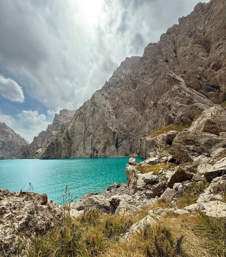 From Bishkek: 3-day group tour to lake Kel-Suu & Tash-Rabat - Day 1: From Bishkek to Tash-Rabat