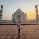 From Delhi: Express Taj Mahal Tour with Tickets, Guide & Car - Detailed Breakdown of the Itinerary