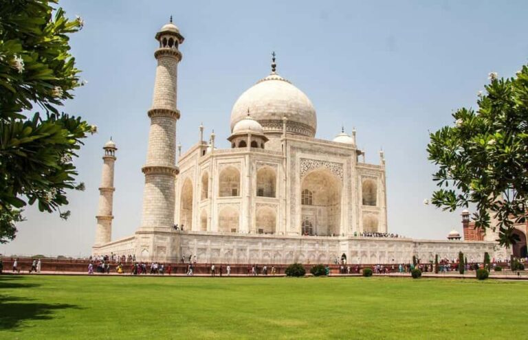 From Delhi: Private 3-Day Golden Triangle Tour with Hotels - Day 2: Witnessing the Taj Mahal and Jaipurs Royal Heritage