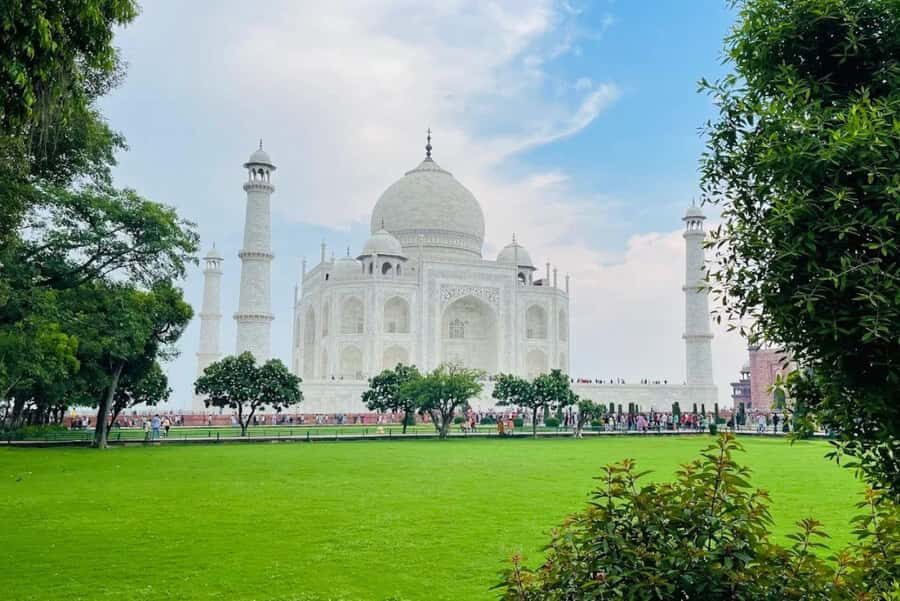 From Delhi: Same Day Taj Mahal, Fort & Baby Taj Tour by Car - The Full Experience: From Delhi to Agra in Style