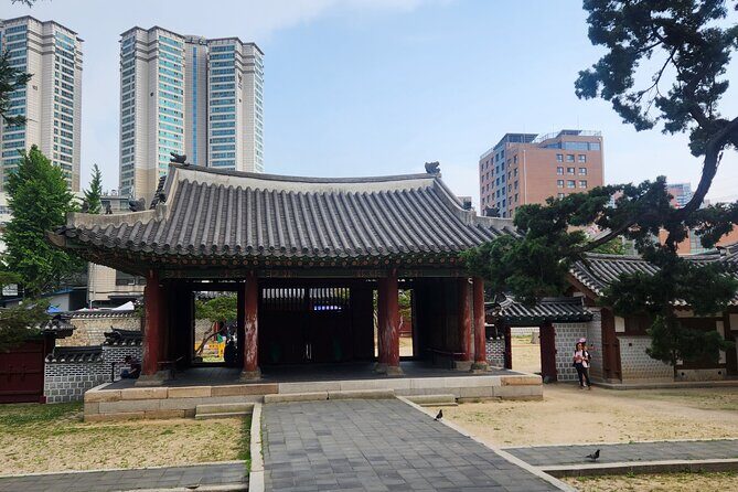 From Dongmyo Market to DDP Seoul Walking Tour - Practical Details and What You Need to Know