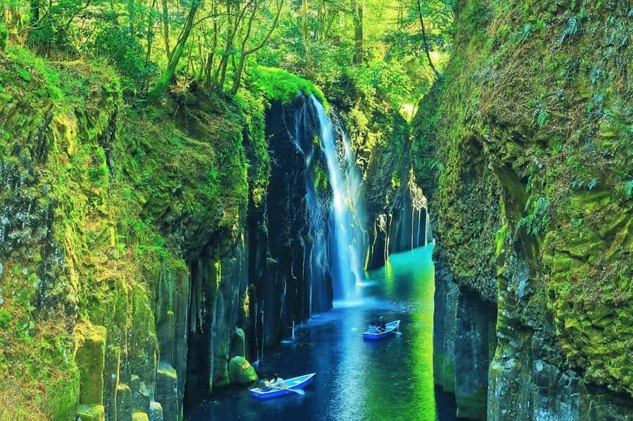From FukuokaTakachiho Classic Day Tour: Gorge, Train & Cave - Who Will Love This Tour?