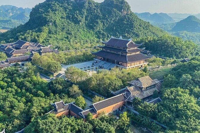 From Hanoi: Bai Dinh Pagoda, Trang An & Mua Caves, Limousine Bus - FAQ