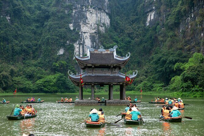 From Hanoi: Explore Hoa Lu, Trang An Grottoes & Mua Caves - Transport and Group Size