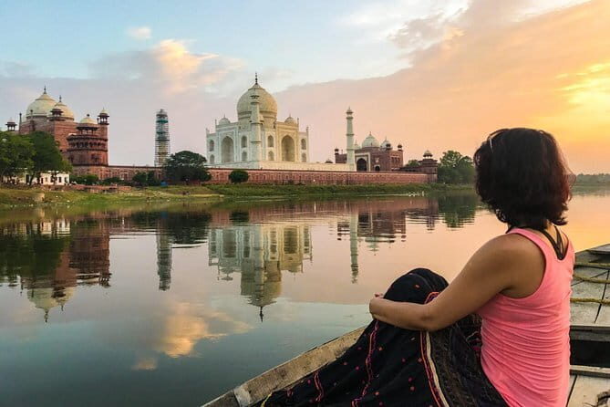 From Jaipur: Taj Mahal Sunrise & Agra Fort Private Tour - What Travelers Love About This Tour