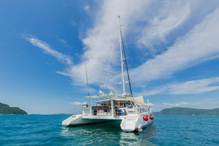From Krabi: Hong/4 Islands Private Catamaran Tour - Exploring the Itinerary and Destinations