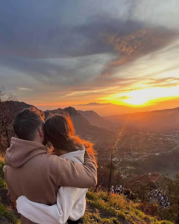 From Malang: Shared Bromo Sunrise Tour with Snack Box - Authentic Experiences and Real Traveler Insights