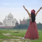 From Mumbai: Overnight Taj Mahal Tour with Flight & Hotel - Detailed Breakdown of the Experience