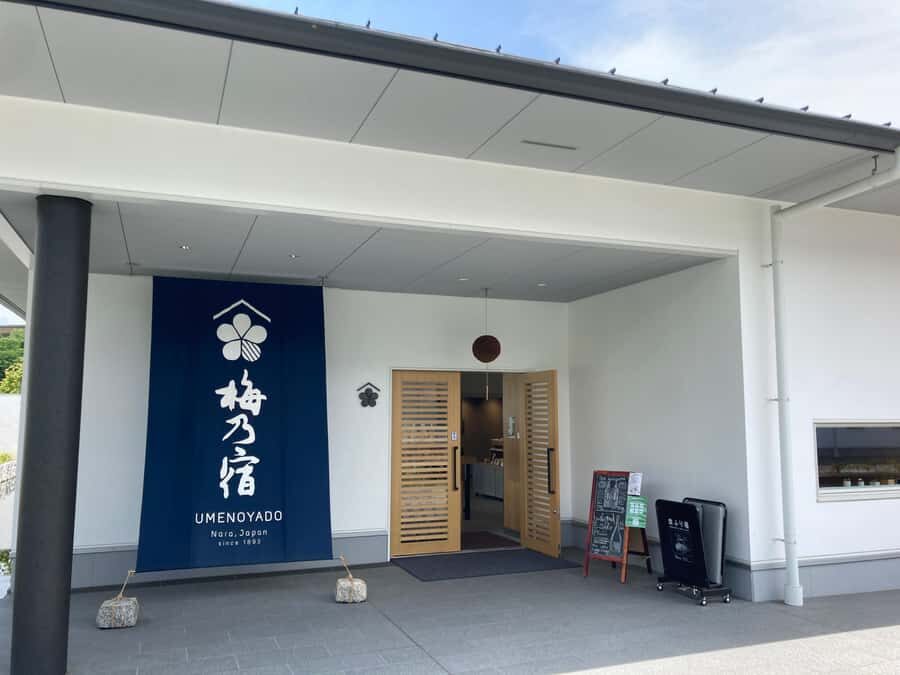 From Nara to Gojo: Private Cultural Walk with Sake & Temples - Why This Tour Works Well