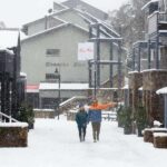 From Sydney: Thredbo Snowy Mountains tour - Jindabyne: The Snow Gear Hub