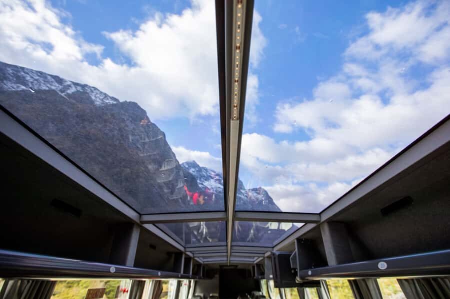 From Te Anau: Milford Sound Cruise & Glass-Roof Coach Tour - The Itinerary in Detail
