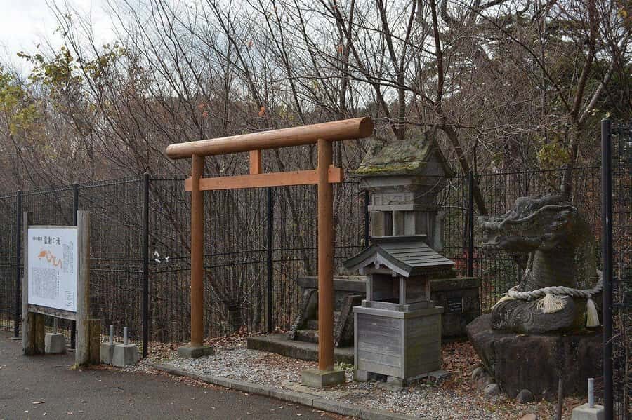 Fukuoka: Kokonoe Sky Bridge & Waterfalls Day Trip - Practical Tips for the Tour