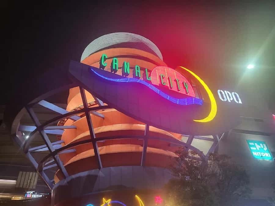 Fukuoka: Nakasu & Hakata River Boat Cruise Guided Tour - Exploring the Itinerary: What to Expect