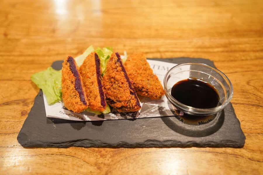 Fukuoka: Nightlife Walking Tour with Private Car Pickup - Who Will Enjoy This Tour?