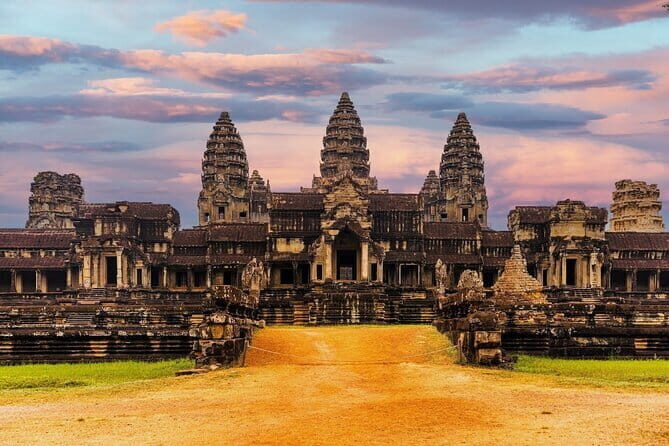 Full-Day Angkor Wat Sunrise Private Tour from Siem Reap - What to Expect from the Sunrise at Angkor Wat