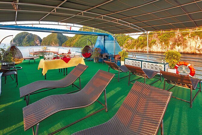 Full Day Guided Tour in Halong Bay - The Itinerary in Detail