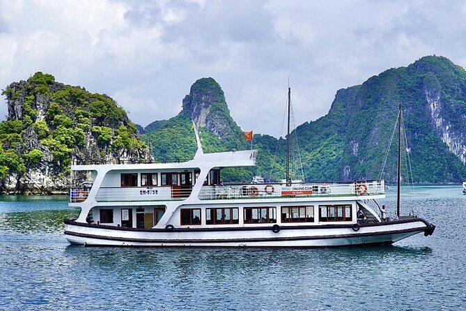 Full-Day Halong Bay Islands and Cave Tour by Transfer Expressway - The Experience in Detail