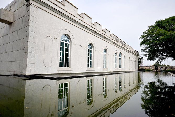 Full-Day Macau Sightseeing Tour with Transfer to Hong Kong - Practical Details and Tips