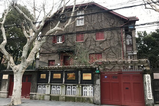 Full-Day Old Shanghai City Lifestyle and Culture Private Tour with Lunch - Xintiandi and the Shikumen Museum: Preserving Shanghai’s Heritage