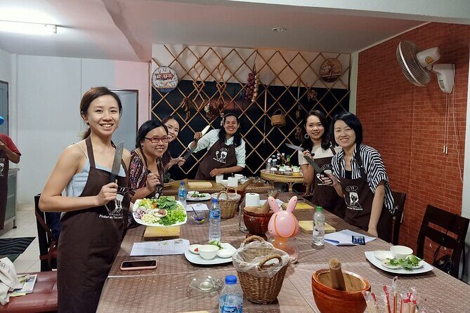 Full Day Phuket Easy Thai Cooking Class and Market Tour - Who Should Consider This Tour?