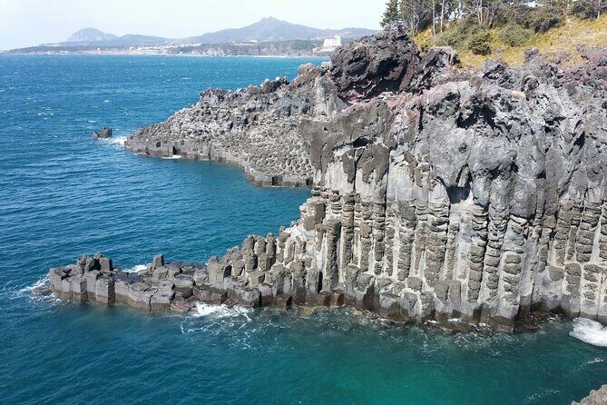 Full-Day Private South and West of Jeju Island Taxi Tour - Exploring the Itinerary in Detail