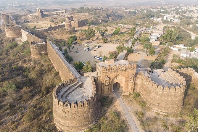 Full Day Tour of Lahore to Hiran Minar to Rohtas Fort - Rohtas Fort: A UNESCO Heritage Site