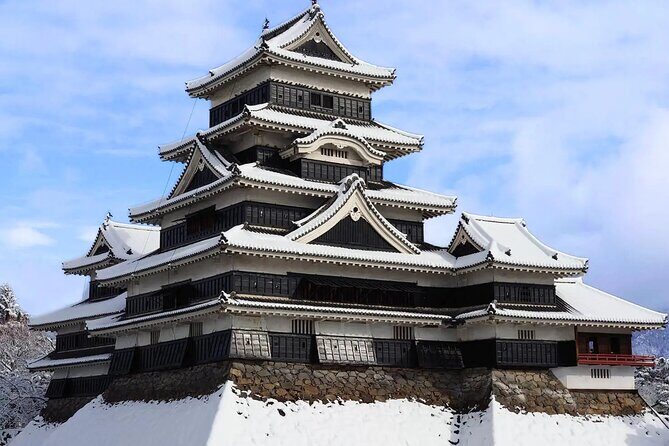 Full Day Walking Tour in Matsumoto: Matcha Tea and Stunning Art - The Sum Up