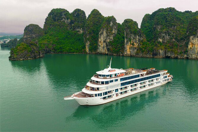 Fullday Explore Halong Bay - What Makes This Tour Stand Out