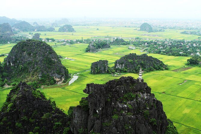 Fullday Ninh Binh Tour Hoa Lu, Trang An, Mua Cave - The Journey Begins: From Hanoi to Ninh Binh