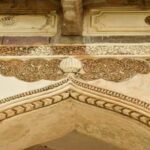 Gatimaan Express Taj Mahal Tour with VIP Experiences - Exploring the Taj Mahal: A Private, Storytelling Guided Tour