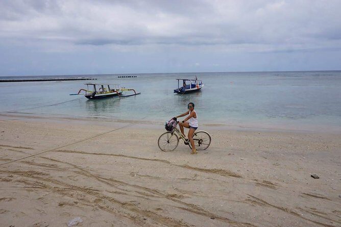 Gili Trawangan Island Day trip from Bali - Lunch and additional costs