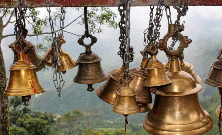 Gorkha Durbar with Manakamana Temple Tour via Cable Car - Analyzing the Experience: Value, Comfort, and Authenticity