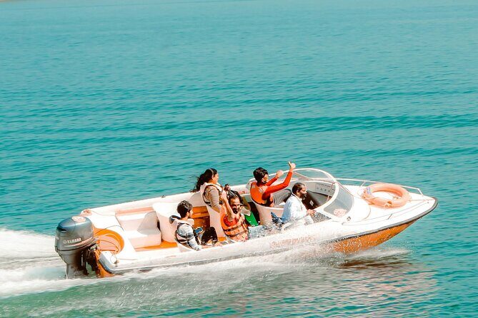 Grand Island Water Sports Combo Package - Meal and Comfort – What’s Included?