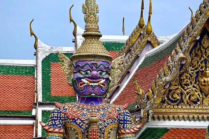 Grand Palace Wat Pho & Wat Arun Tour by Tuk Tuk and Walk - Logistics and Practicalities