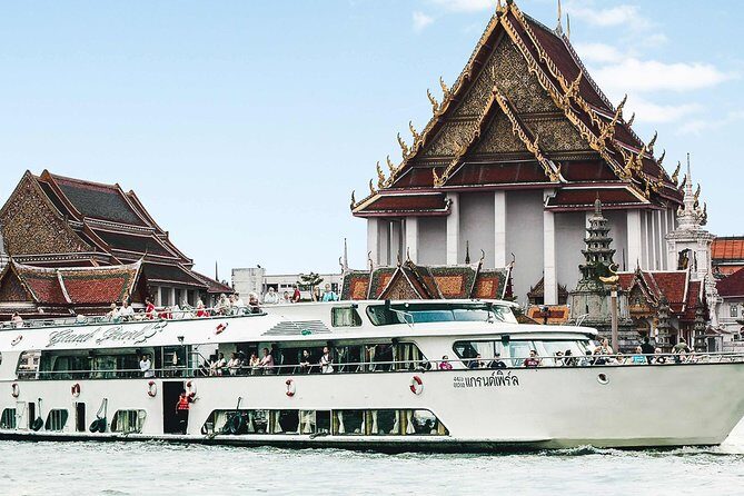 Grand Pearl Dinner Cruise: Dining & Live Performances - The Itinerary Explained: What to Expect