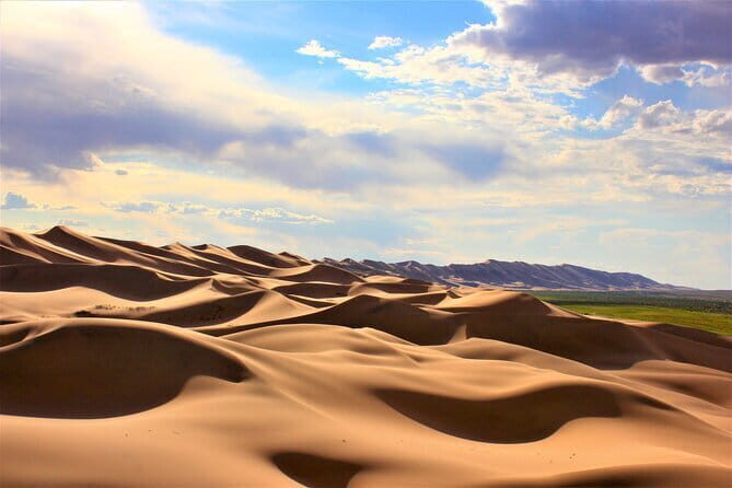 Greate White Lake and Gobi desert - Immersive Cultural Encounters