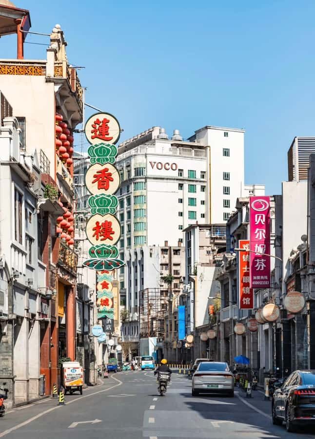 Guangzhou Local Life: Urban Village, Local Market & Old Town - Strolling through Xiaozhou Ancient Village