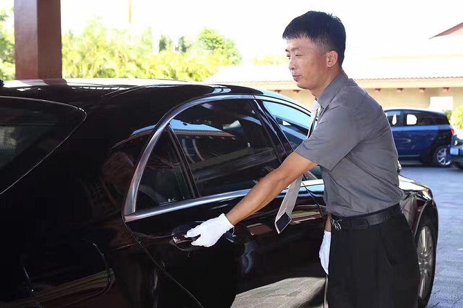 Guangzhou South Railway Station to Hotel:Private with Meet & Greet Service - The Booking and Arrival Process: Clear and Organized
