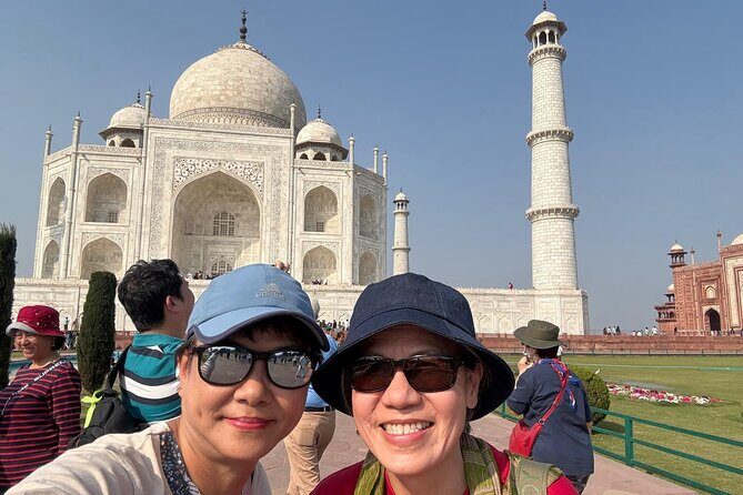 Guided Tour for Taj Mahal and Agra Fort - Authentic Insights from Reviews (Based on Provided Data)