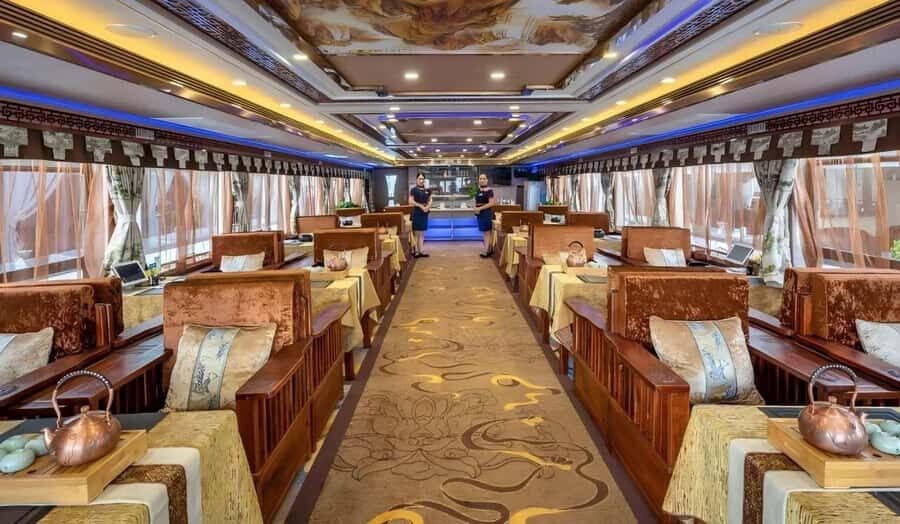 Guilin: Li River Cruise, Ruyi Peak, & Sanjie Liu Show - Exploring the Tour in Detail