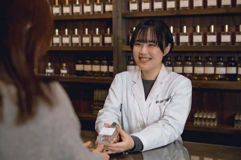 HAKATA: Custom Fragrance Workshop - The Experience from a Travelers Perspective