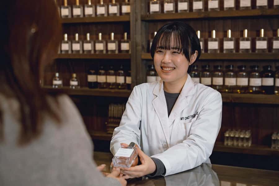 HAKATA: Custom Fragrance Workshop - The Experience from a Travelers Perspective