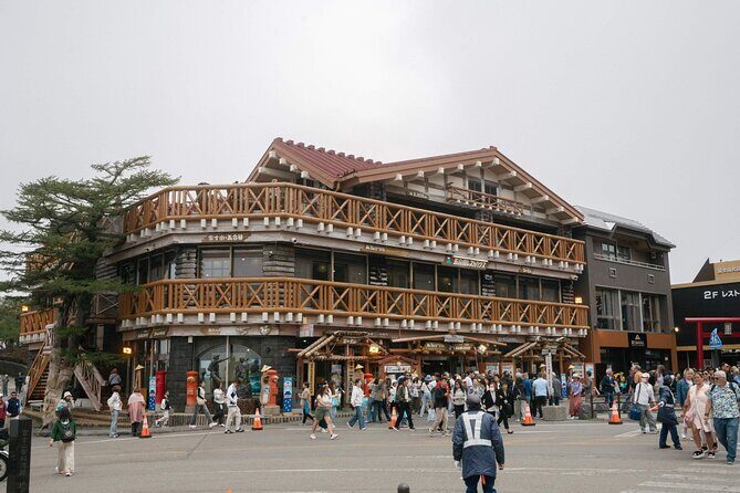 Hakone & Mount Fuji Day Trip:Lake Ashi Torii Gate & Oshino Hakkai - How the Tour Balances Value and Experience