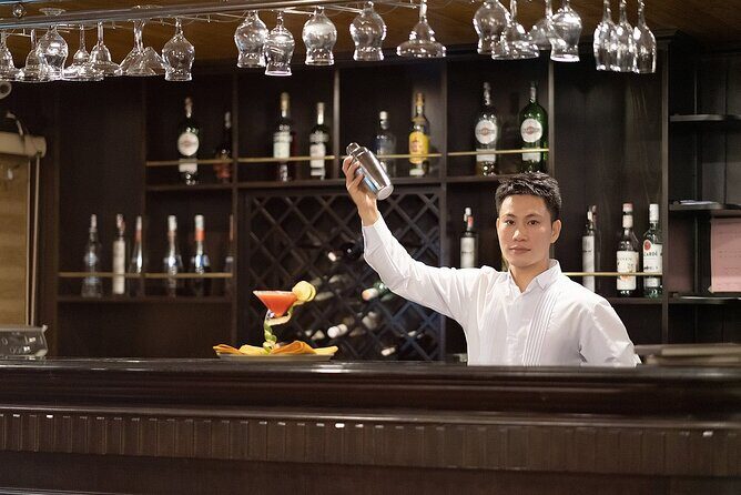 Halong Bay 2D1N 5-Star CruiseTransfer, Food & Island Adventures - Potential Drawbacks and Considerations