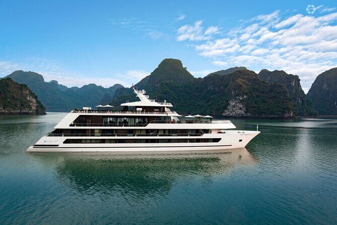 Halong Bay Cruises Top Seller included Pick up & Transfers - Who Is This Tour Best For?
