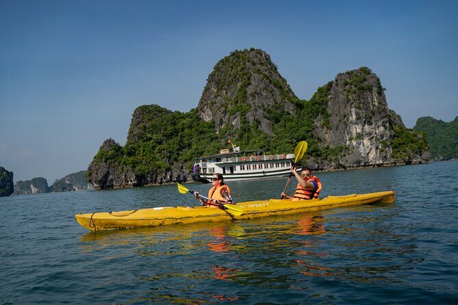 Halong Bay Luxury Day Tour: Buffet Lunch, Kayaking & Jacuzzi - What We Love About This Tour