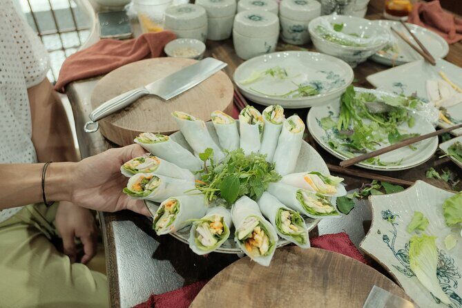 Hanoi Cocktail Workshop: Vietnamese Cocktails & Traditional Meal - Real Traveler Insights & Highlights