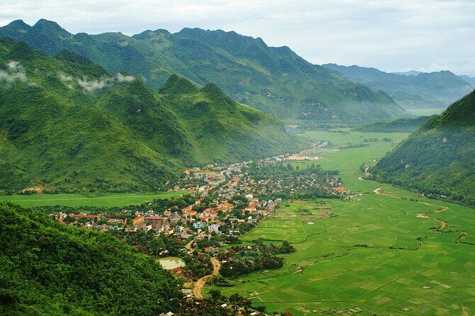 Hanoi Day Escape: Explore the Beauty of Mai Chau Valley - Authentic Experiences and Traveler Insights